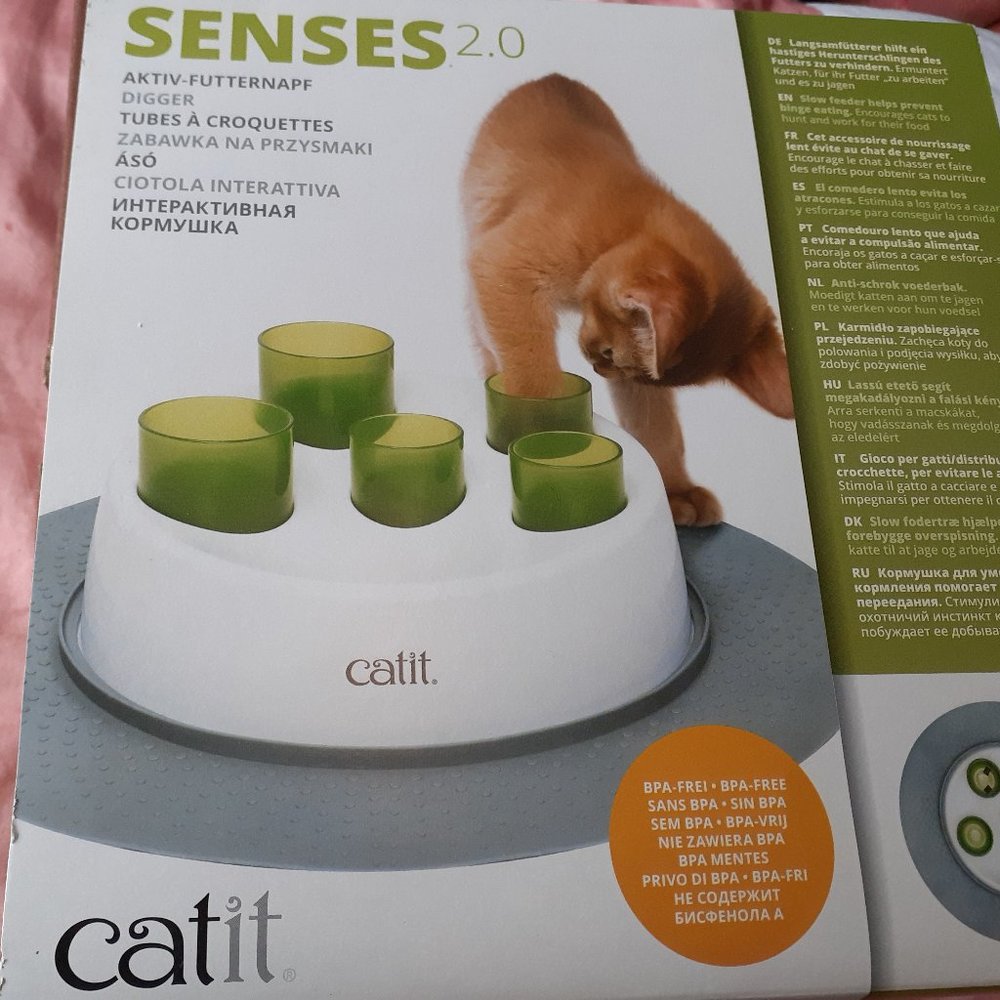 SALE!! Brand New Catit Senses 2.0